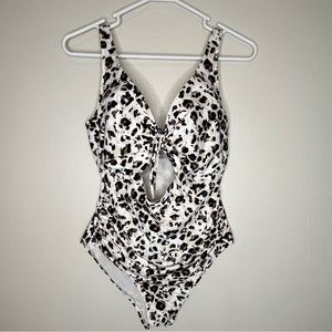 Women’s size 10 animal print one piece swimsuit